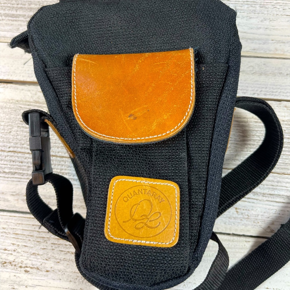 Cute Black Quantaray Camera Bag w/ Brown Accents. Includes strap.